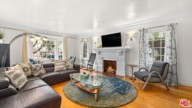 434 N Genesee Ave in Los Angeles, CA - Building Photo - Building Photo