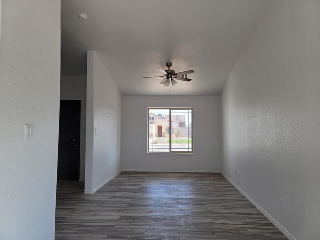 8670 E 40th Ln in Yuma, AZ - Building Photo - Building Photo