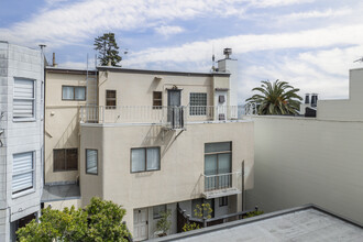 1079 Lombard St in San Francisco, CA - Building Photo - Building Photo