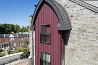 4557 Manayunk Ave in Philadelphia, PA - Foto de edificio - Building Photo