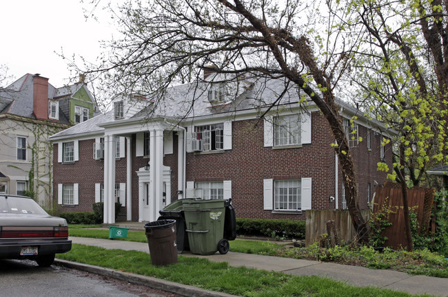 220 Loraine Ave in Cincinnati, OH - Building Photo - Building Photo