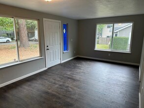 2431 Toledo St in Bellingham, WA - Building Photo - Building Photo