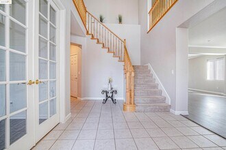 364 Dante Ct in Brentwood, CA - Building Photo - Building Photo