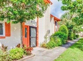 1655 58th Terrace S in St. Petersburg, FL - Building Photo