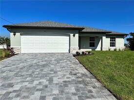 1011 NW 22nd Terrace in Cape Coral, FL - Building Photo