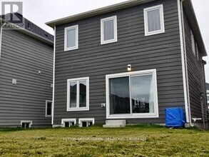 33 Sandhill Crane Dr in Wasaga Beach, ON - Building Photo - Building Photo
