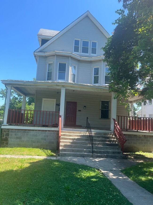 property at 3011 Garrison Blvd