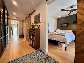 135 Hinchey Av in Ottawa, ON - Building Photo - Building Photo