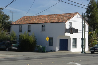 209 Pacific Ave in Alameda, CA - Building Photo - Building Photo