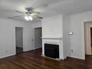 8 Hibiscus Ave in Savannah, GA - Building Photo - Building Photo