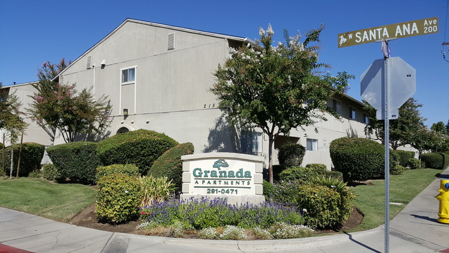 Granada Apartments in Clovis, CA - Building Photo - Building Photo