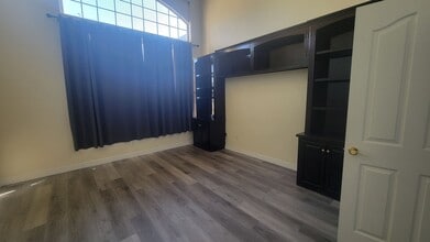 1417 Galliard Ct in Bakersfield, CA - Building Photo - Building Photo