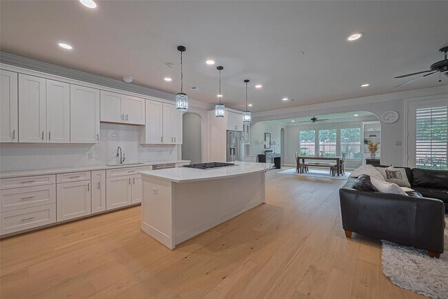 14238 Flower Creek Ln