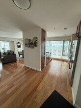 100 Exchange St, Unit Waterplace Building in Providence, RI - Foto de edificio - Building Photo