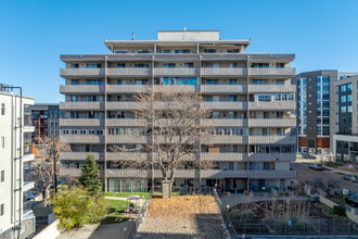 Cadillac Condominiums in Denver, CO - Building Photo - Building Photo