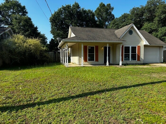 6579 Sinclair St Photo