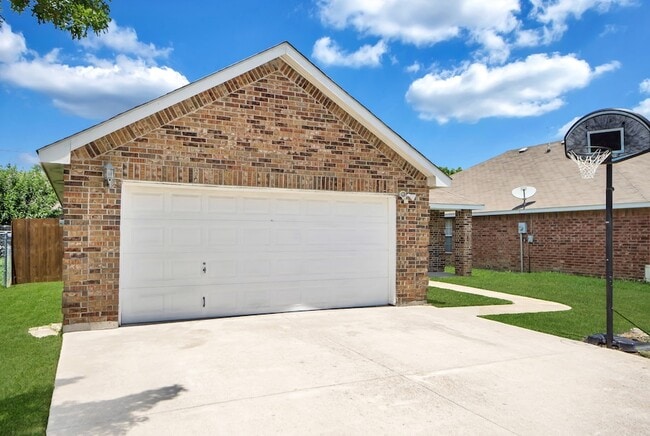 560 Perch Rd, Unit 9 in Rockwall, TX - Building Photo - Building Photo