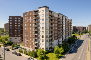 Jardins de l'Acadie phase II in Montréal, QC - Building Photo - Building Photo