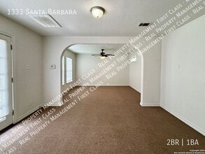 1333 Santa Barbara St in San Antonio, TX - Building Photo - Building Photo