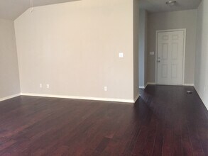 3115 N Hickory St in Sherman, TX - Building Photo - Building Photo
