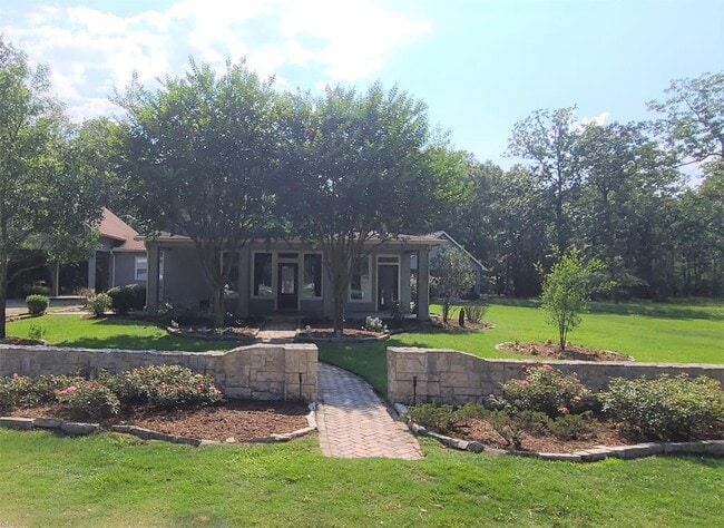 18700 Trails End Rd photo'