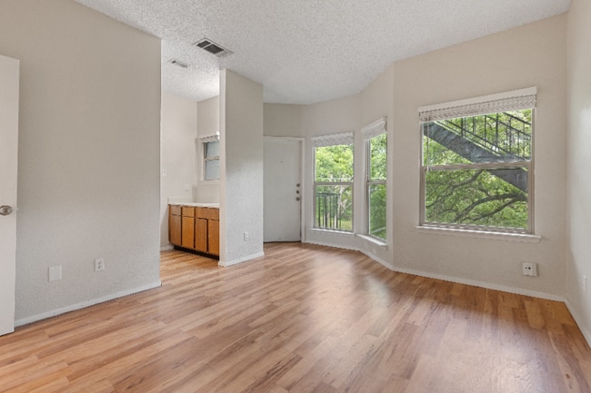 property at 5305 Indio Dr