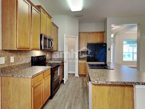 12201 Jenny Oak Ct in Jacksonville, FL - Building Photo - Building Photo