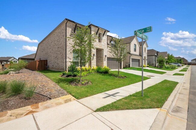 6220 Hilltop Plateau Dr in Austin, TX - Building Photo - Building Photo