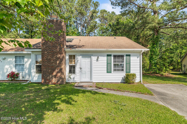 141 Pine Crest Dr