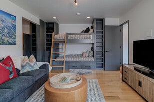 17 Lakewood Dr in Big Sky, MT - Building Photo