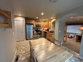 16586 Daisy Pl in La Pine, OR - Building Photo - Building Photo