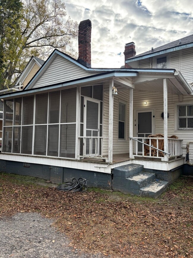 403 W Hampton Ave in Sumter, SC - Building Photo - Building Photo