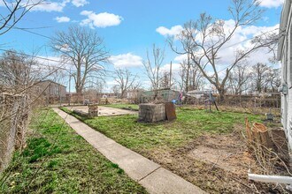 735 Porter St in Gary, IN - Building Photo - Building Photo