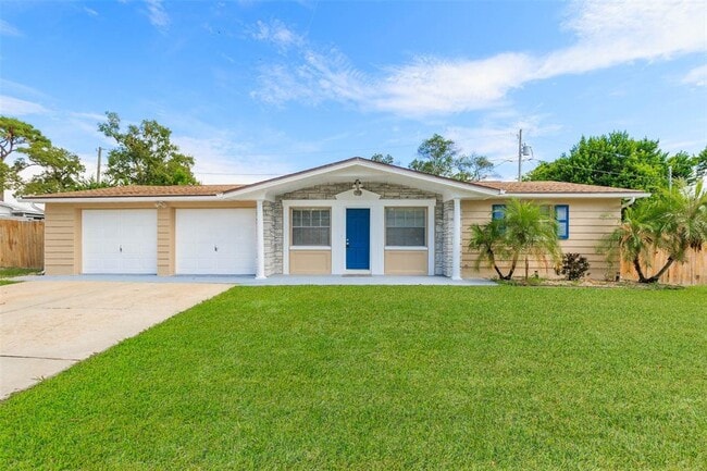 4253 Newgate Ave in Holiday, FL - Building Photo - Building Photo