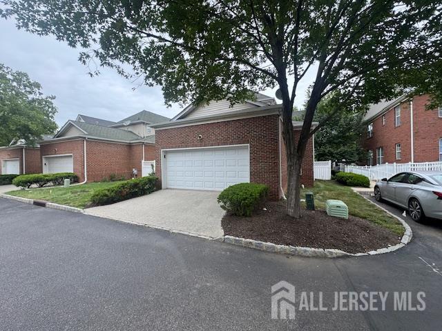 10 Park Square in Metuchen, NJ - Building Photo - Building Photo