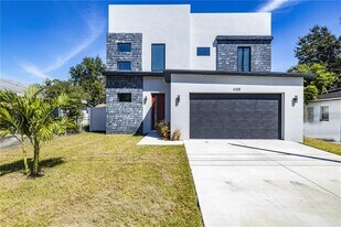 4205 W Arch St in Tampa, FL - Building Photo