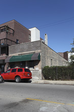 2299 N Clybourn Ave in Chicago, IL - Building Photo - Building Photo