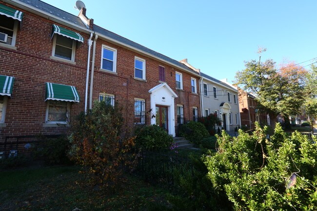 905 Quincy St NE in Washington, DC - Building Photo - Building Photo