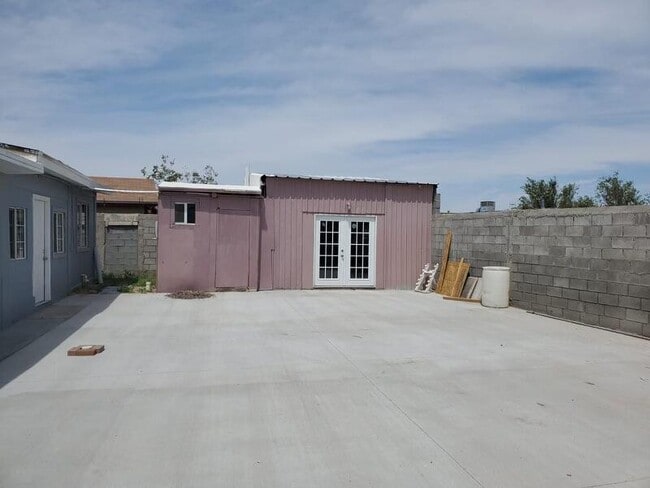 property at 14565 Hendrik Dr