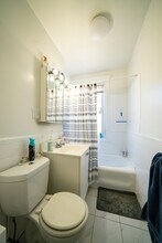 8 Selkirk Rd, Unit #1 in Boston, MA - Building Photo - Building Photo
