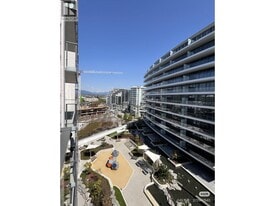 3328-3NO3 No. 3 Road in Richmond, BC - Building Photo