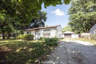 4350 Dubarry Rd in Indianapolis, IN - Building Photo