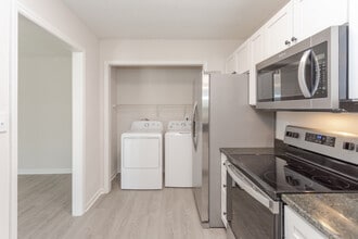 Skyside Landing Apartments in Fayetteville, NC - Foto de edificio - Interior Photo