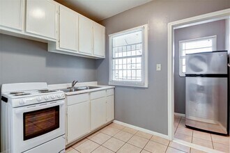 1419 Wheeler Ave in Houston, TX - Building Photo - Building Photo