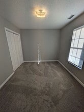 640 W 13th St in Newton, NC - Foto de edificio - Building Photo
