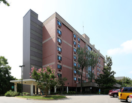 Carriage House Apartments