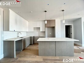 264-266 Market St, Unit 1 in Boston, MA - Building Photo