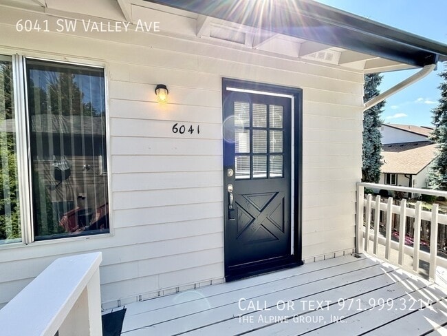 6041 SW Valley Ave in Beaverton, OR - Building Photo - Building Photo