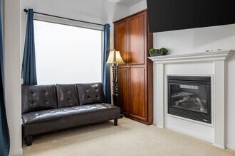 125 Chinquapin Ave in Carlsbad, CA - Building Photo - Building Photo