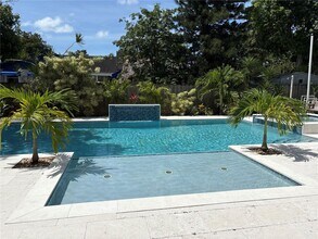 12920 SW 185th Terrace in Miami, FL - Building Photo - Building Photo